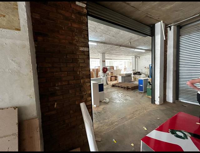 450M² WAREHOUSE TO LET IN WYNBERG